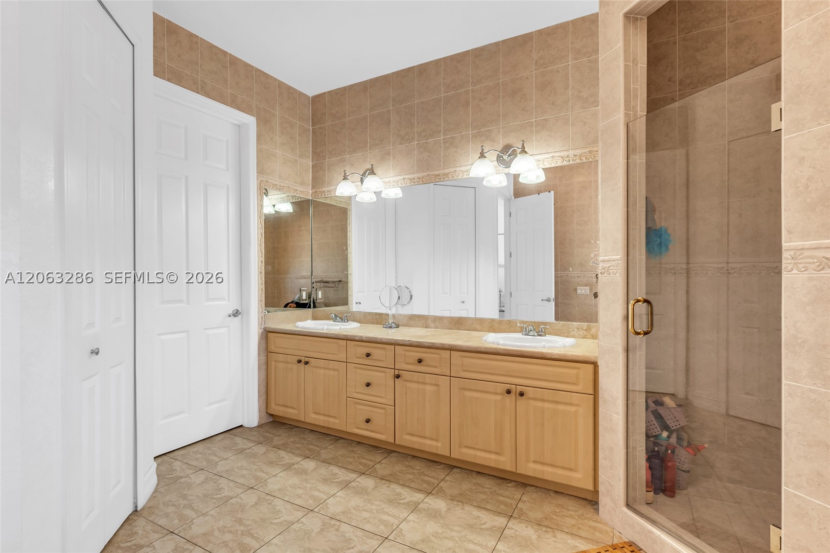 8135 NW 164th Ter #8135, Miami Lakes FL 33016