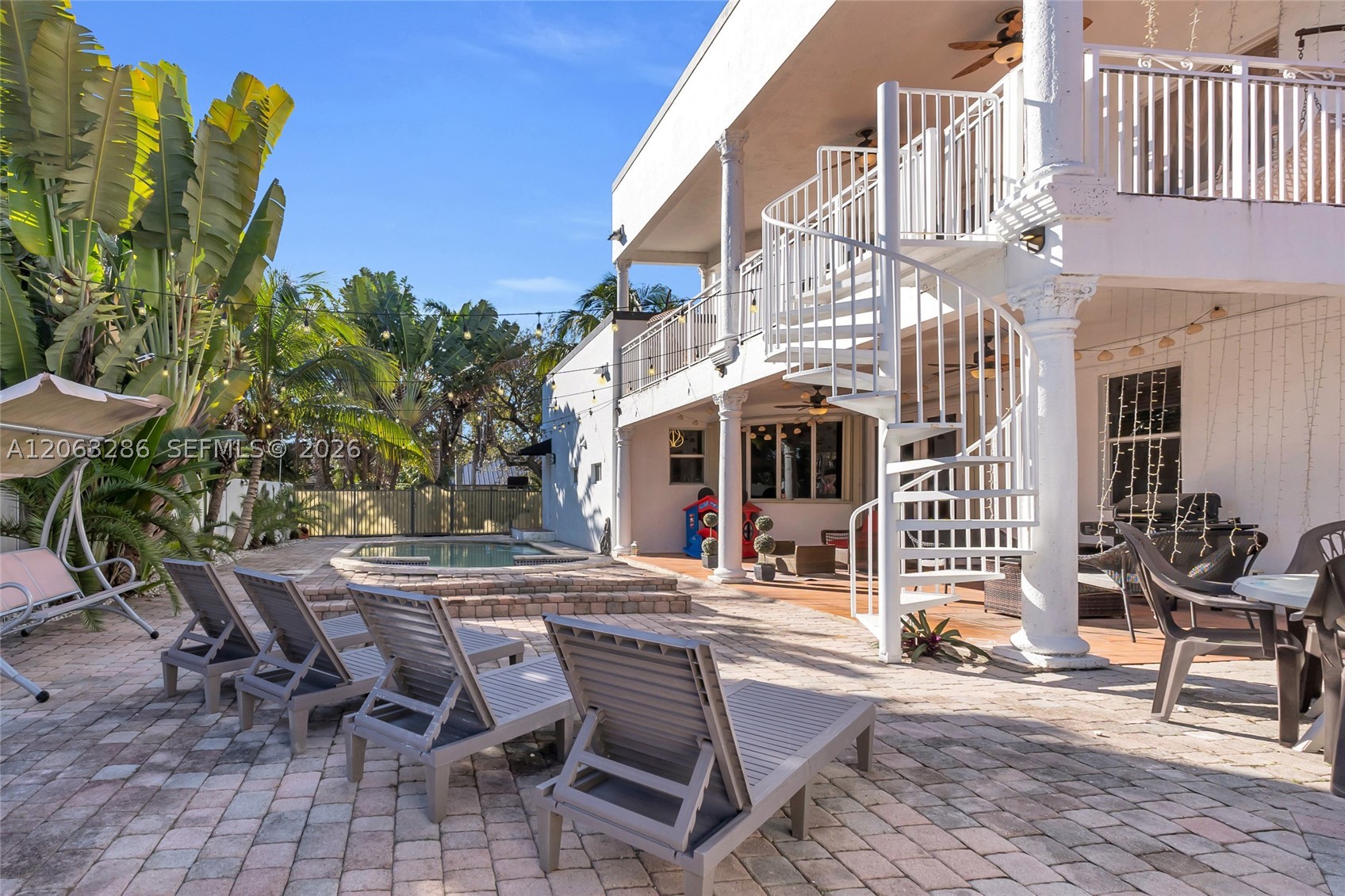 8135 NW 164th Ter #8135, Miami Lakes FL 33016