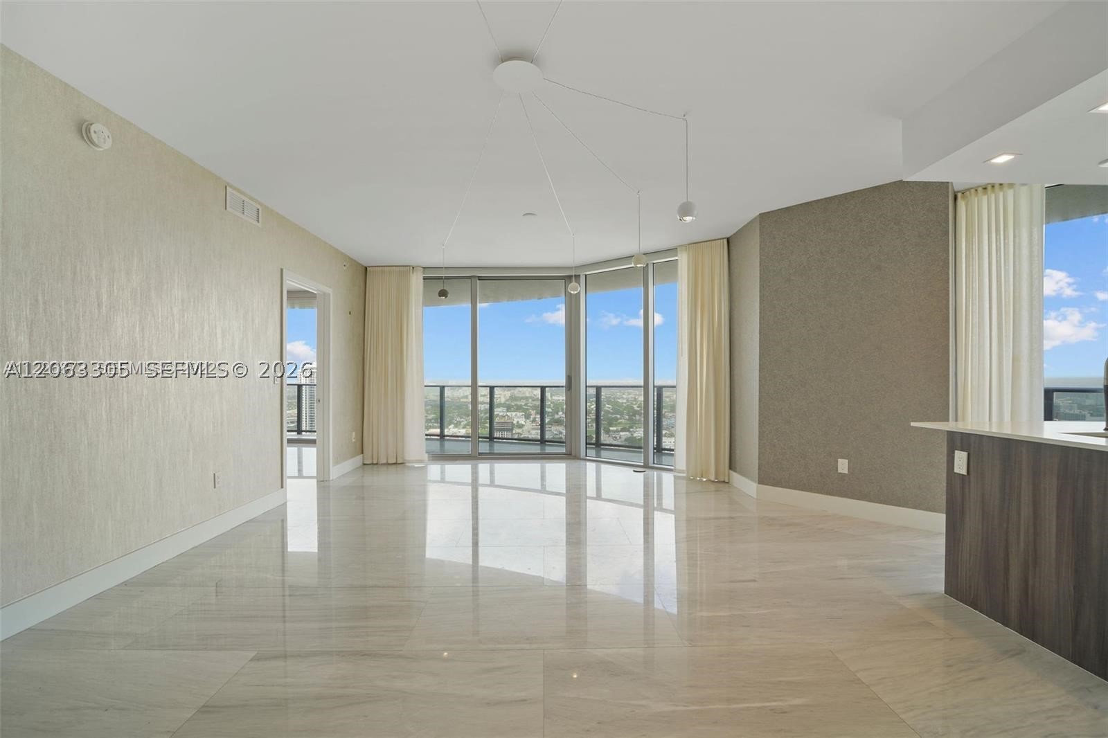 488 NE 18th St #3701, Miami FL 33132