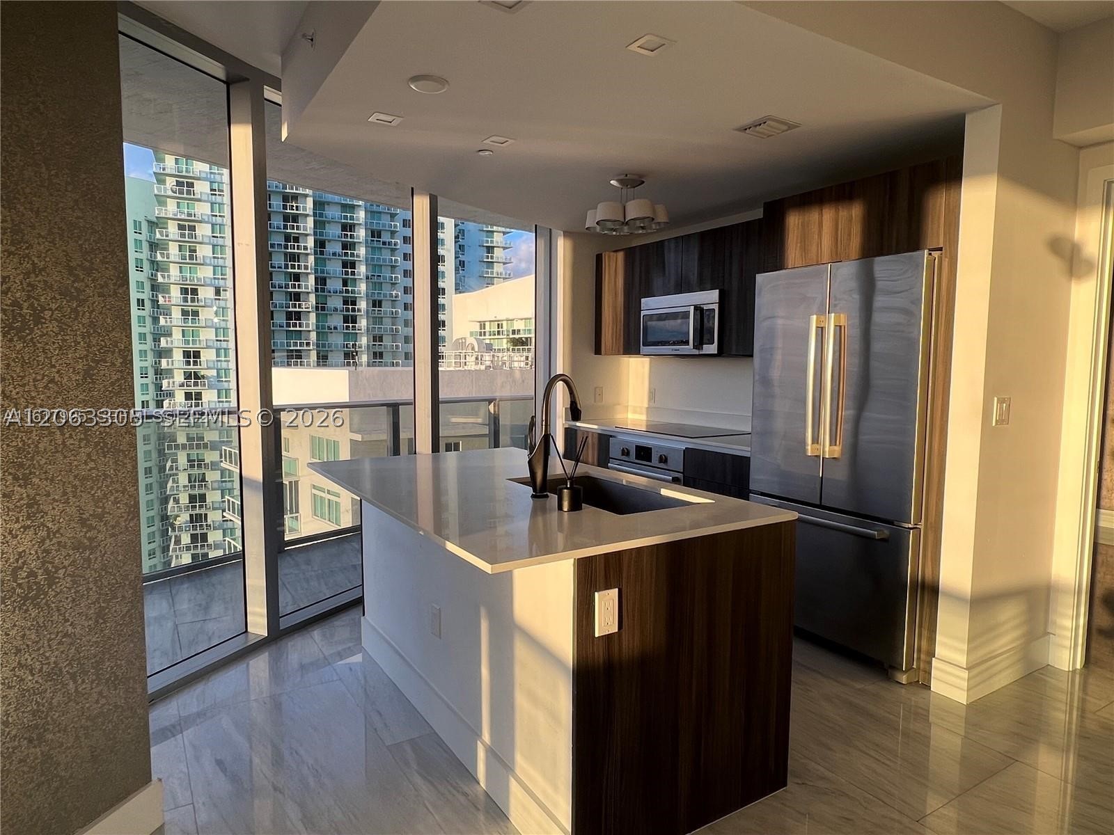 488 NE 18th St #3701, Miami FL 33132