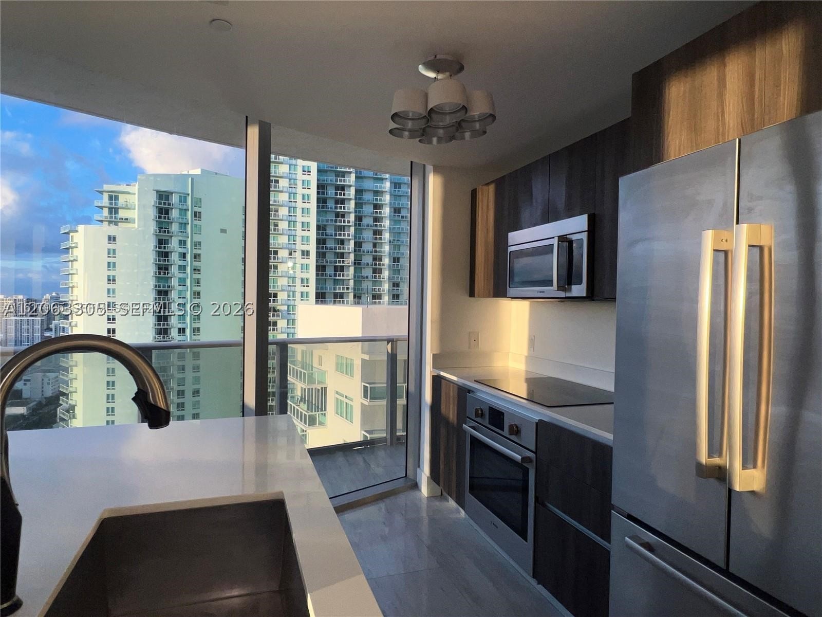 488 NE 18th St #3701, Miami FL 33132