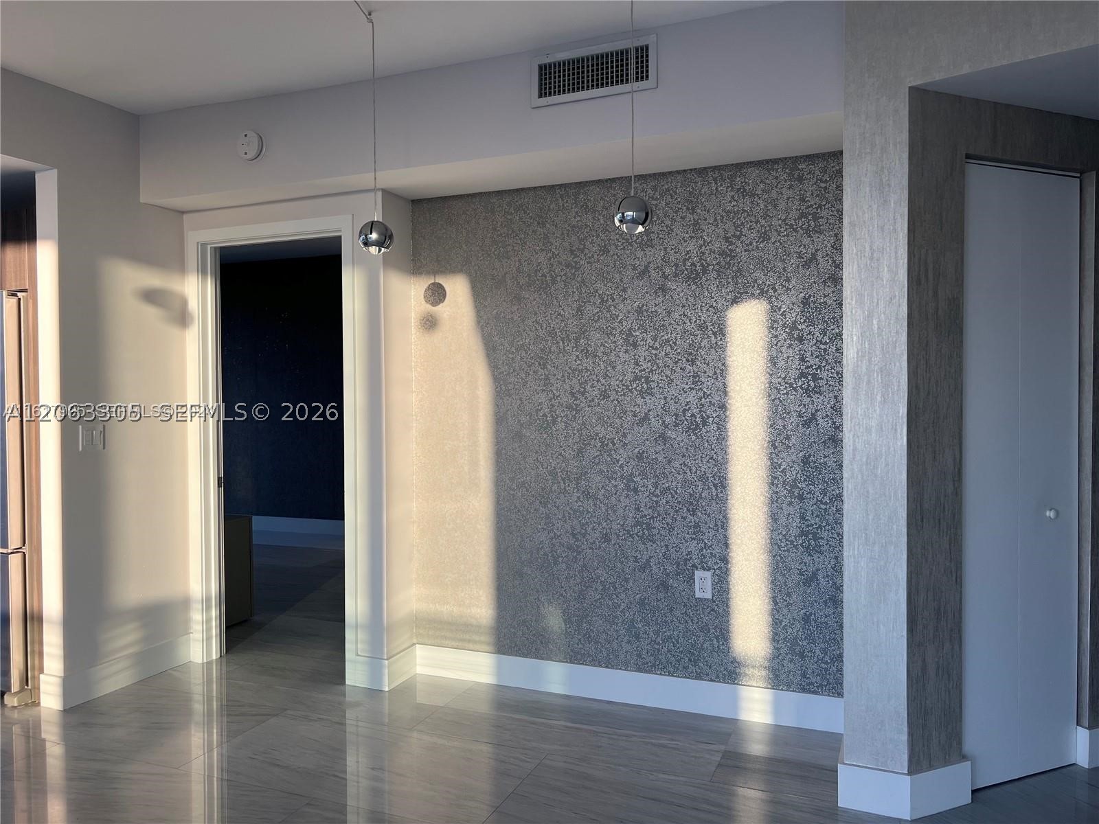 488 NE 18th St #3701, Miami FL 33132