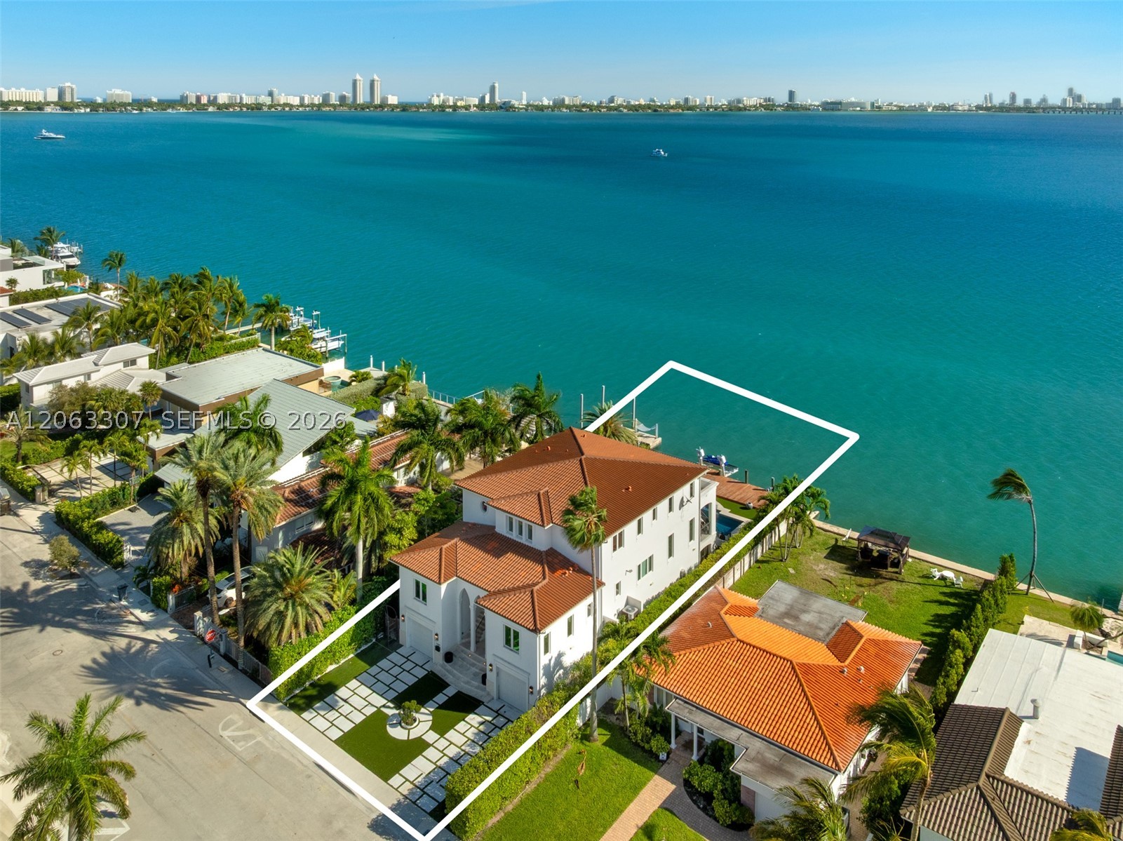 1460 S Treasure Dr, North Bay Village FL 33141