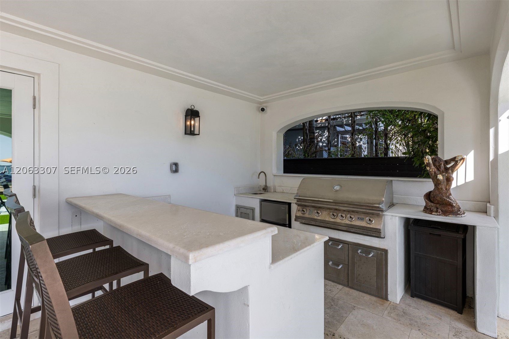 1460 S Treasure Dr, North Bay Village FL 33141