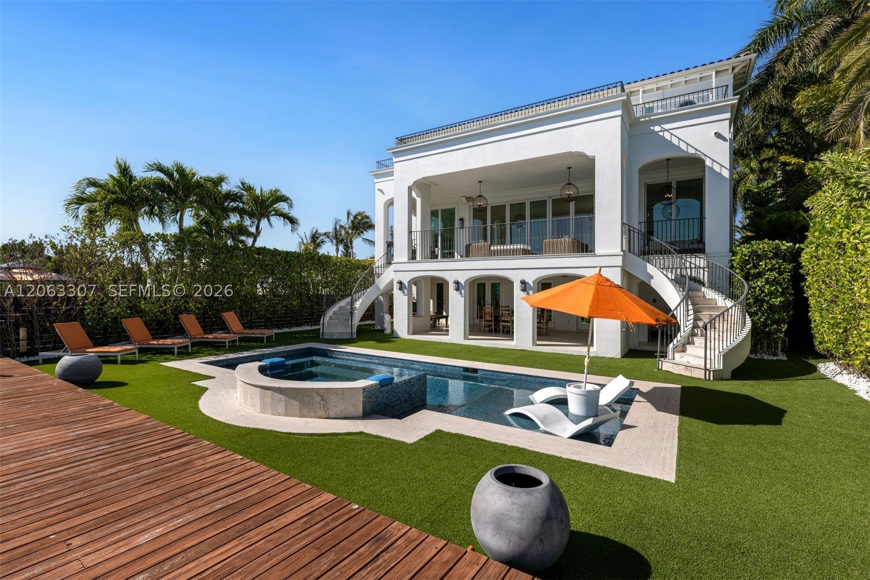 1460 S Treasure Dr, North Bay Village FL 33141