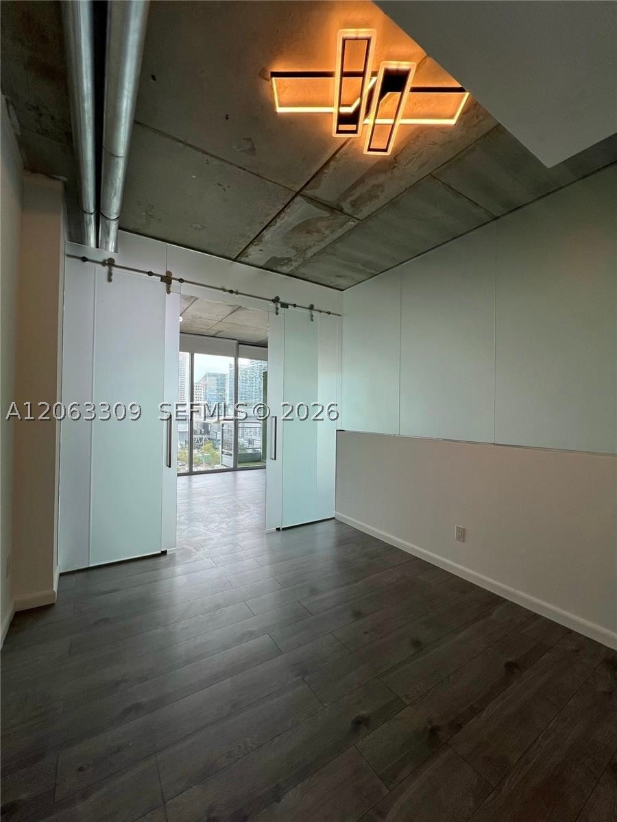 690 SW 1st Ct #1210, Miami FL 33130