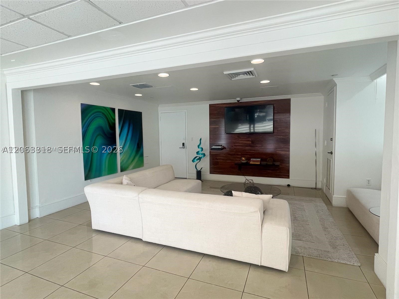 650 West Ave #1408, Miami Beach FL 33139
