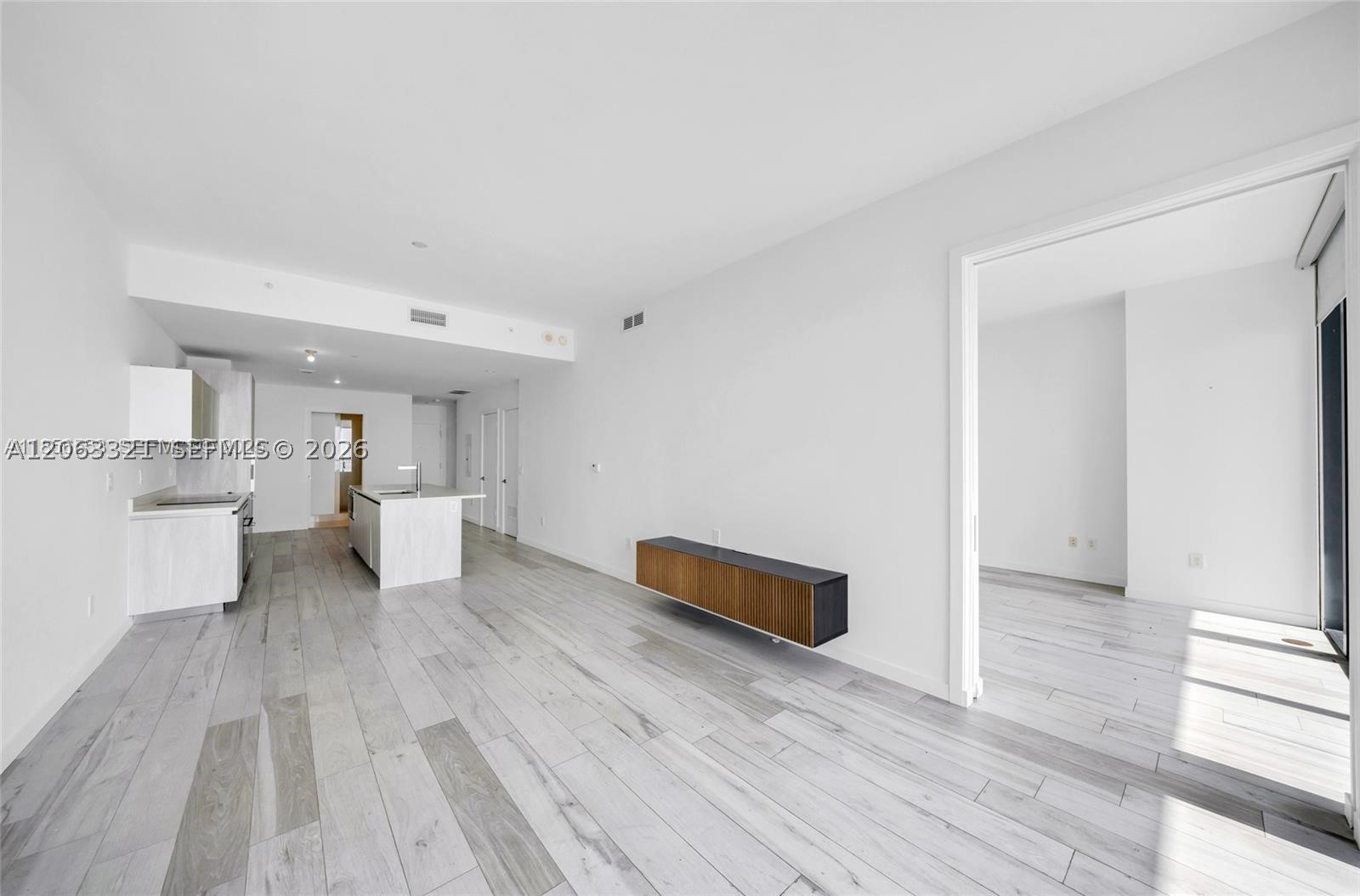 480 NE 31st St #2003, Miami FL 33137