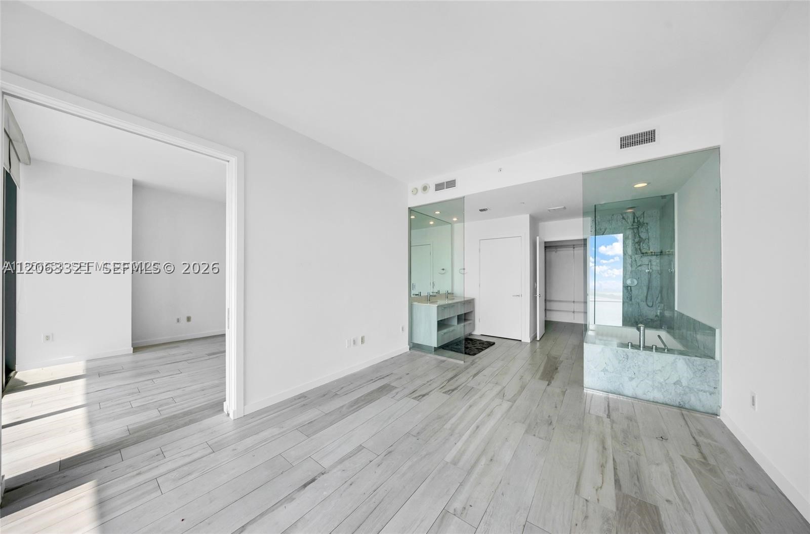 480 NE 31st St #2003, Miami FL 33137