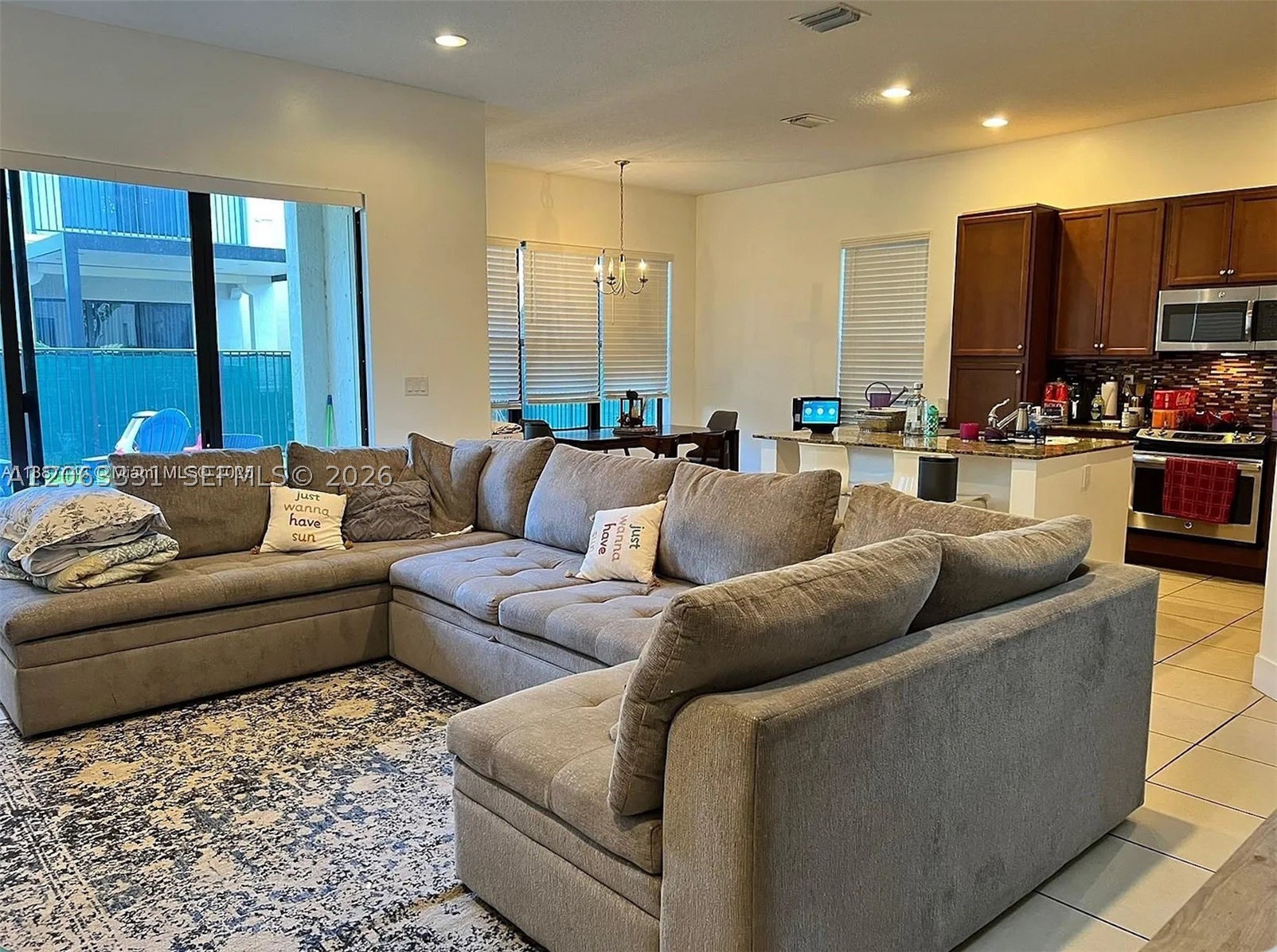 3214 W 97th St #3214, Hialeah FL 33018