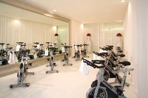 475 BRICKELL AVE #4909, Miami FL 33131