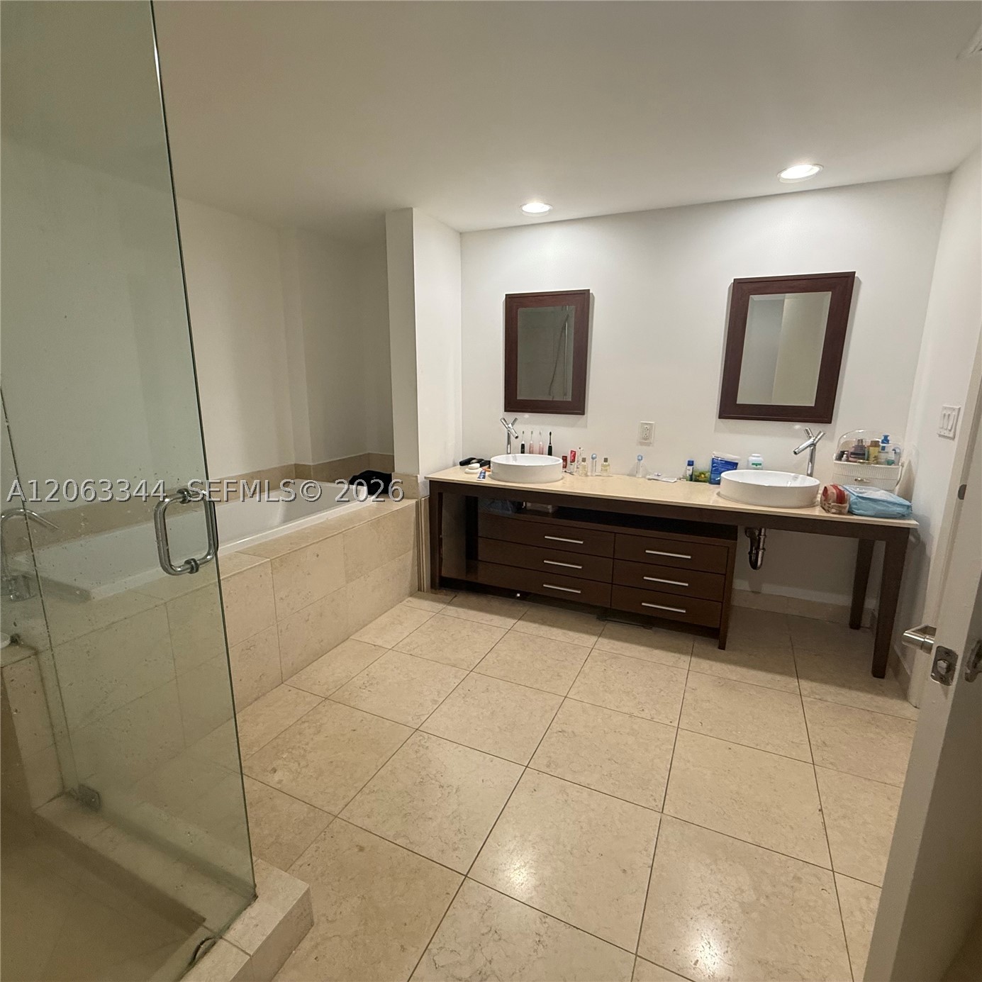 475 BRICKELL AVE #4909, Miami FL 33131