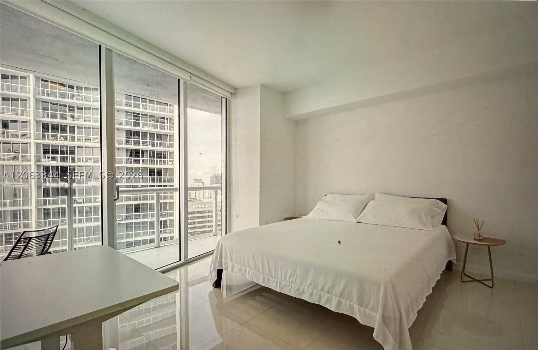 475 BRICKELL AVE #4909, Miami FL 33131