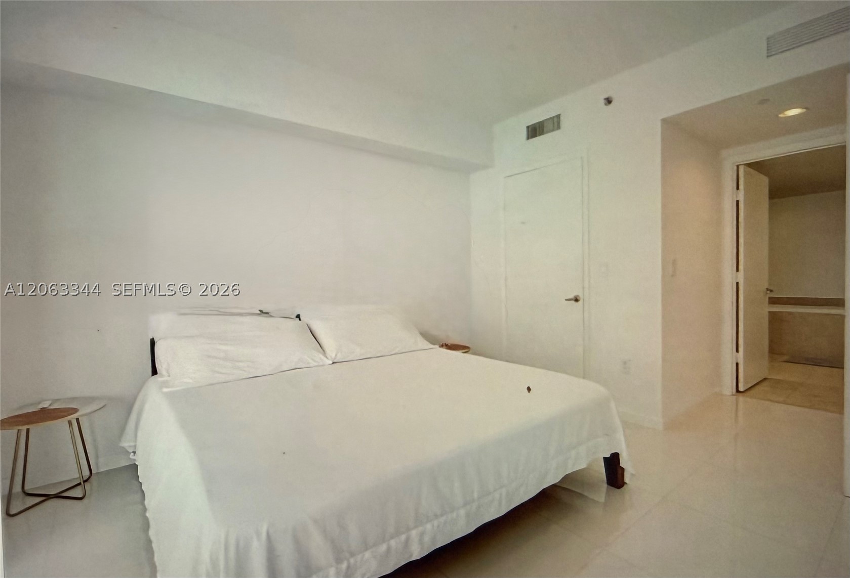 475 BRICKELL AVE #4909, Miami FL 33131