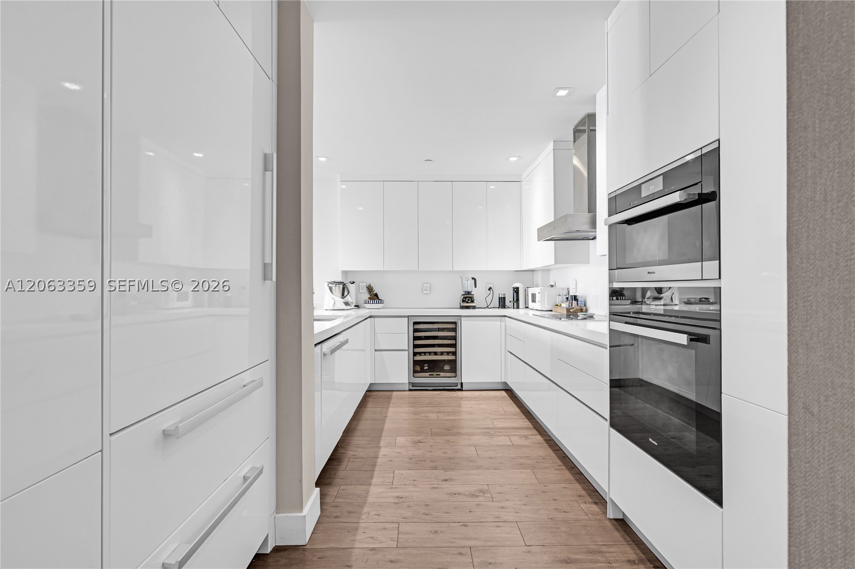 201 Crandon Blvd #530, Key Biscayne FL 33149