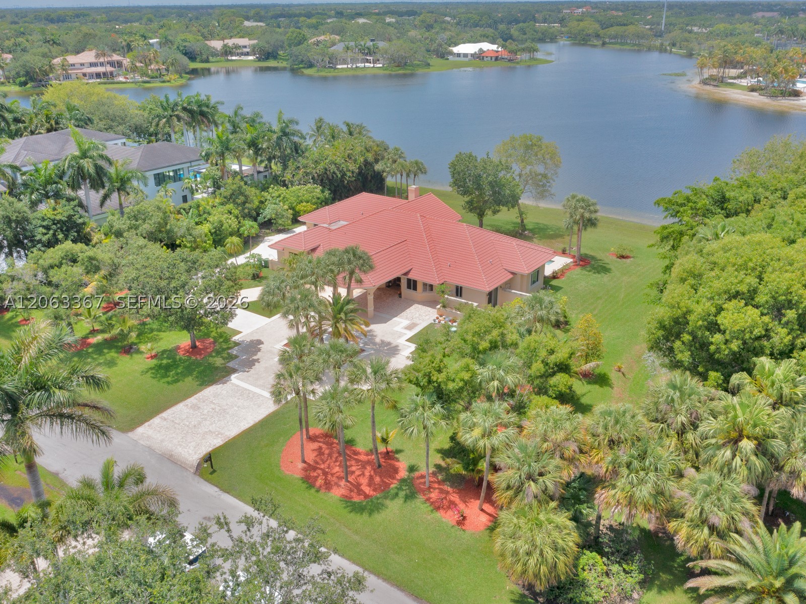 2710 Walkers way, Weston FL 33331