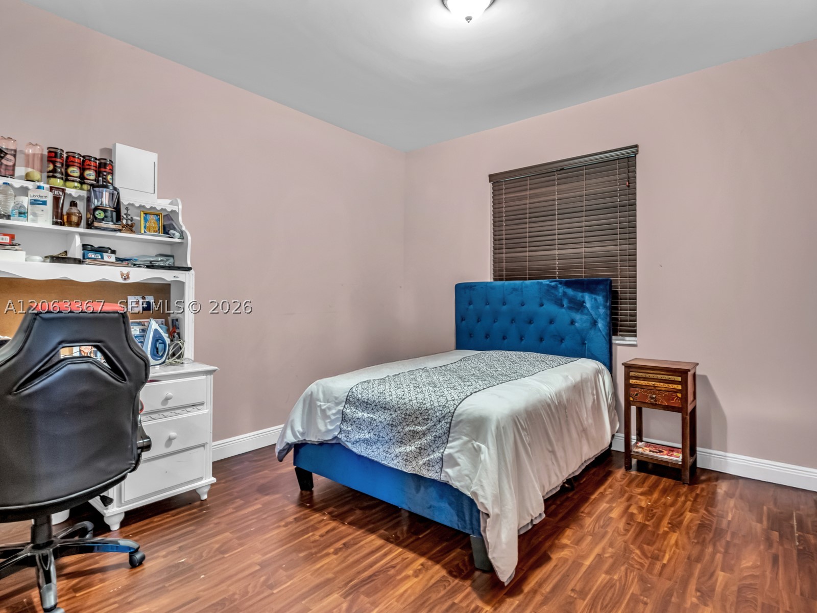 2710 Walkers way, Weston FL 33331