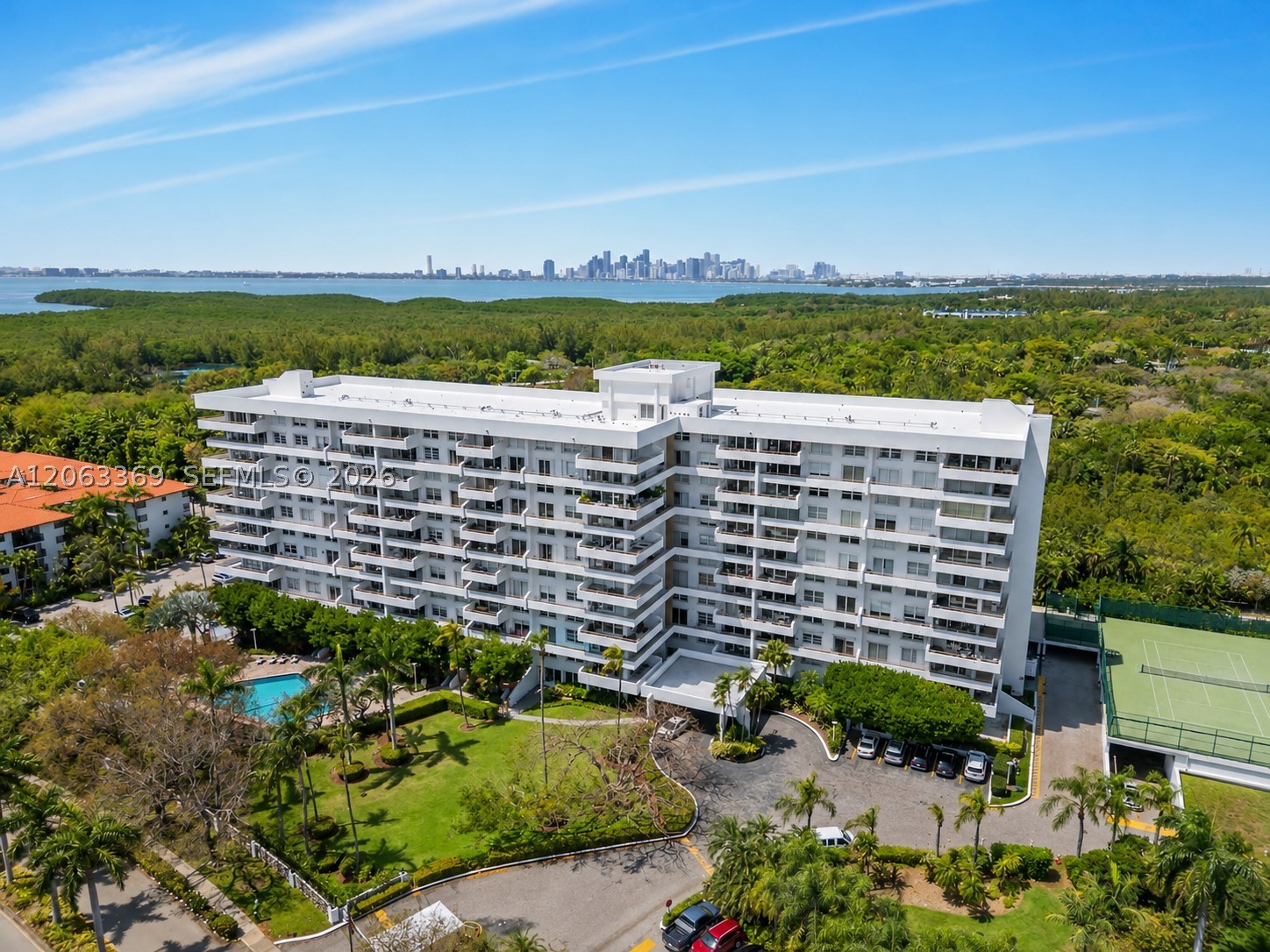 155 Ocean Lane Dr #208, Key Biscayne FL 33149