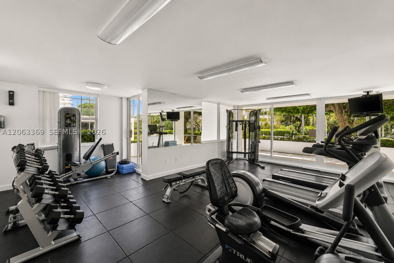155 Ocean Lane Dr #208, Key Biscayne FL 33149