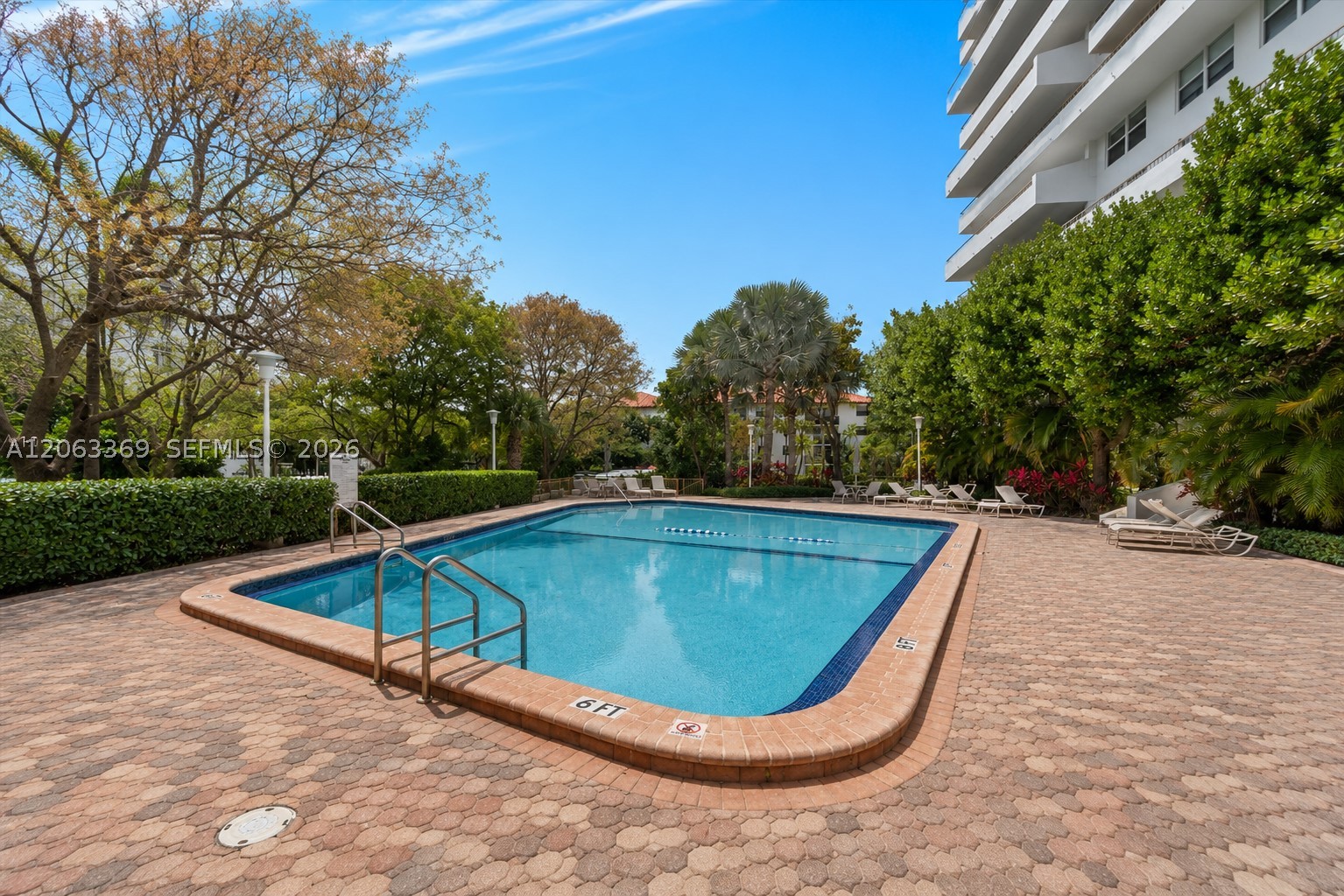 155 Ocean Lane Dr #208, Key Biscayne FL 33149