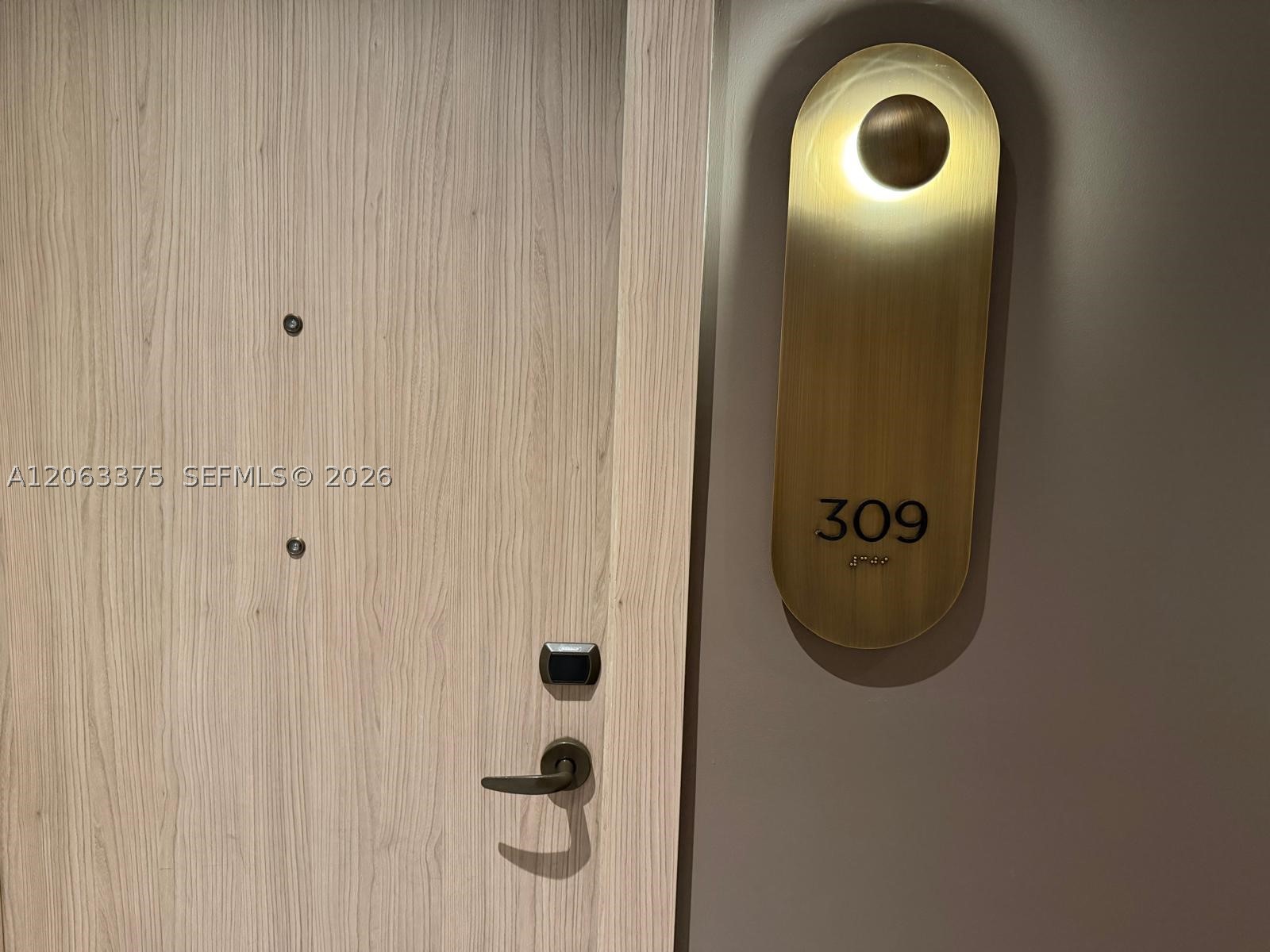 800 S Miami Ave #309, Miami FL 33130
