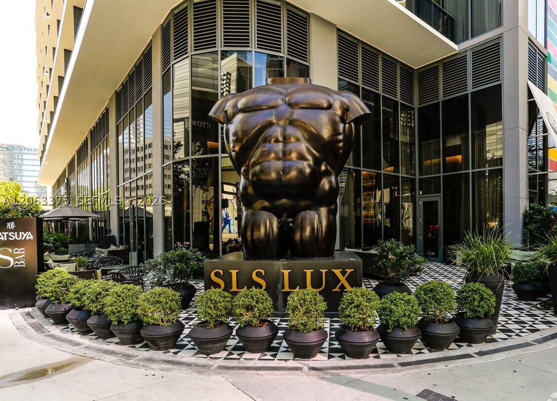 801 S Miami Ave #309, Miami FL 33130