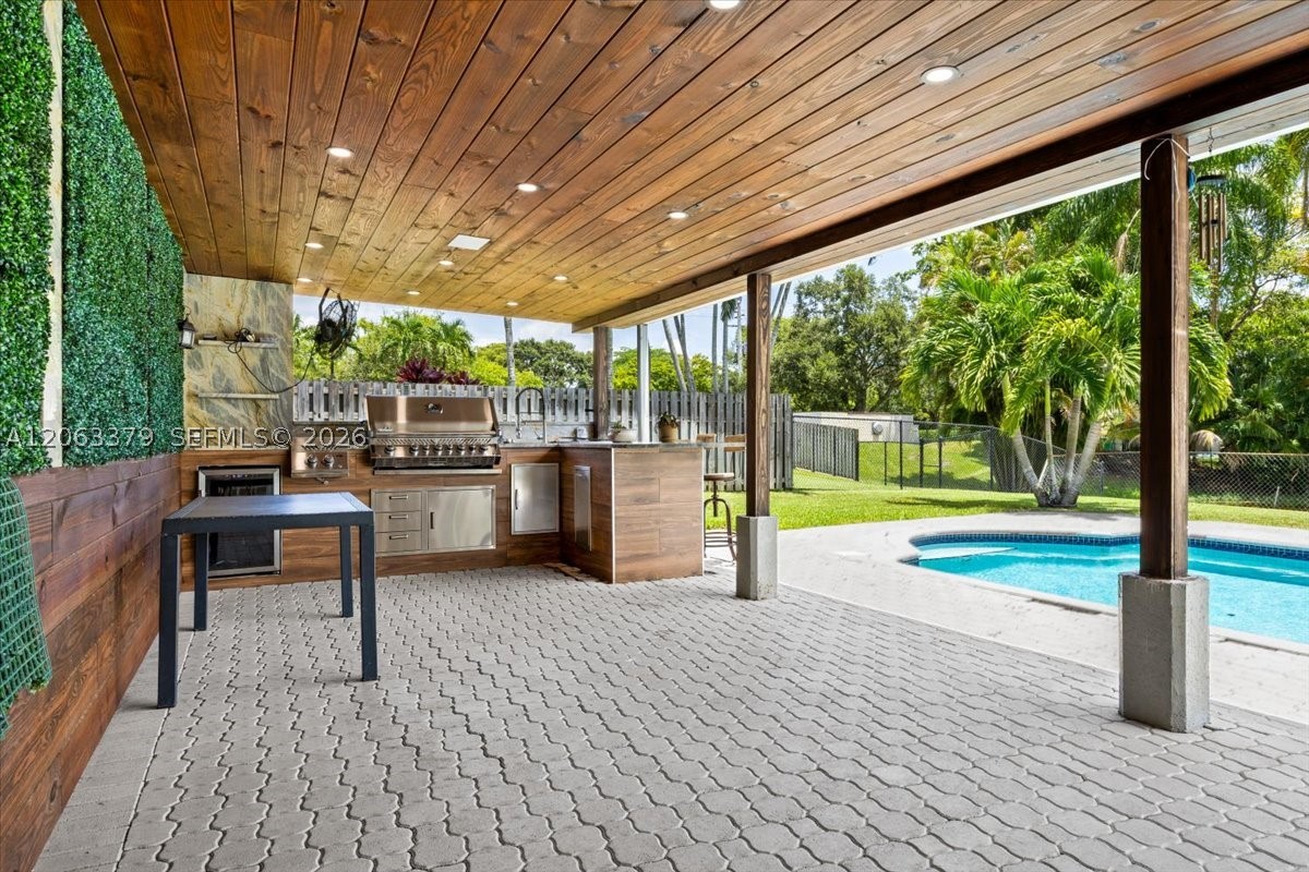 4201 W Sailboat Dr #1, Cooper City FL 33026