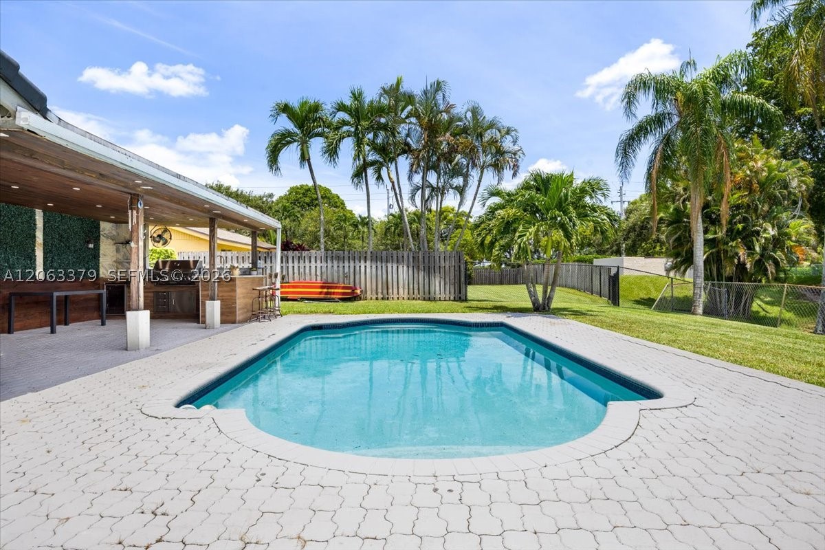 4201 W Sailboat Dr #1, Cooper City FL 33026