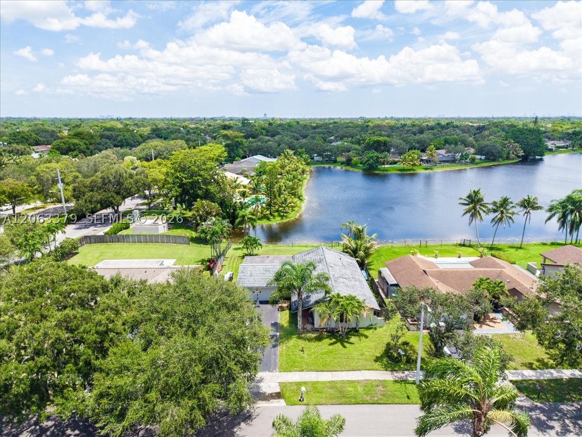 4201 W Sailboat Dr #1, Cooper City FL 33026