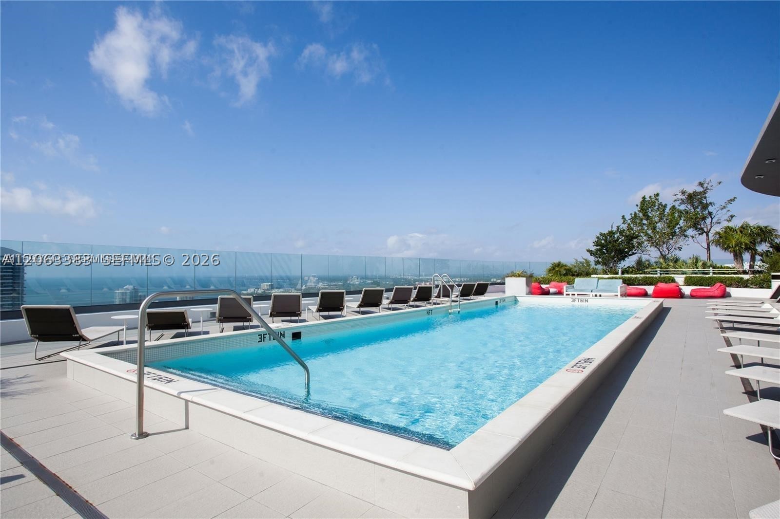 55 SW 9th St #1907, Miami FL 33130