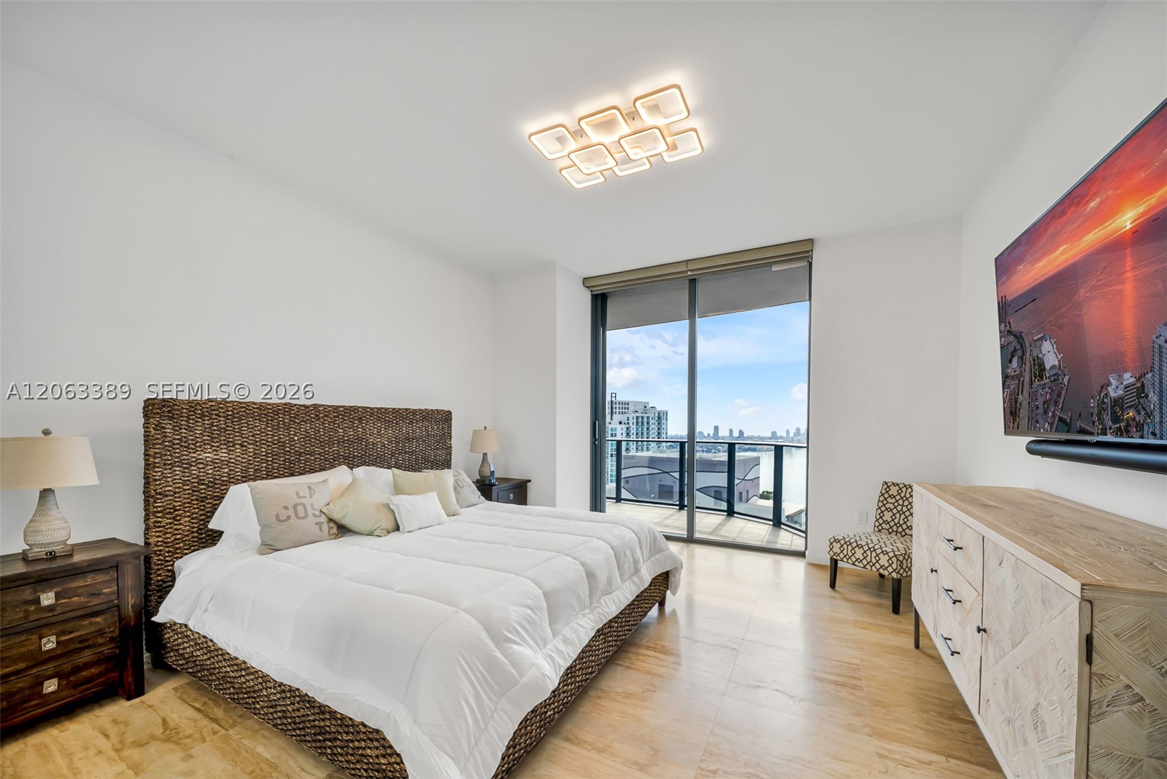 1000 Brickell Plz #PH5503, Miami FL 33131