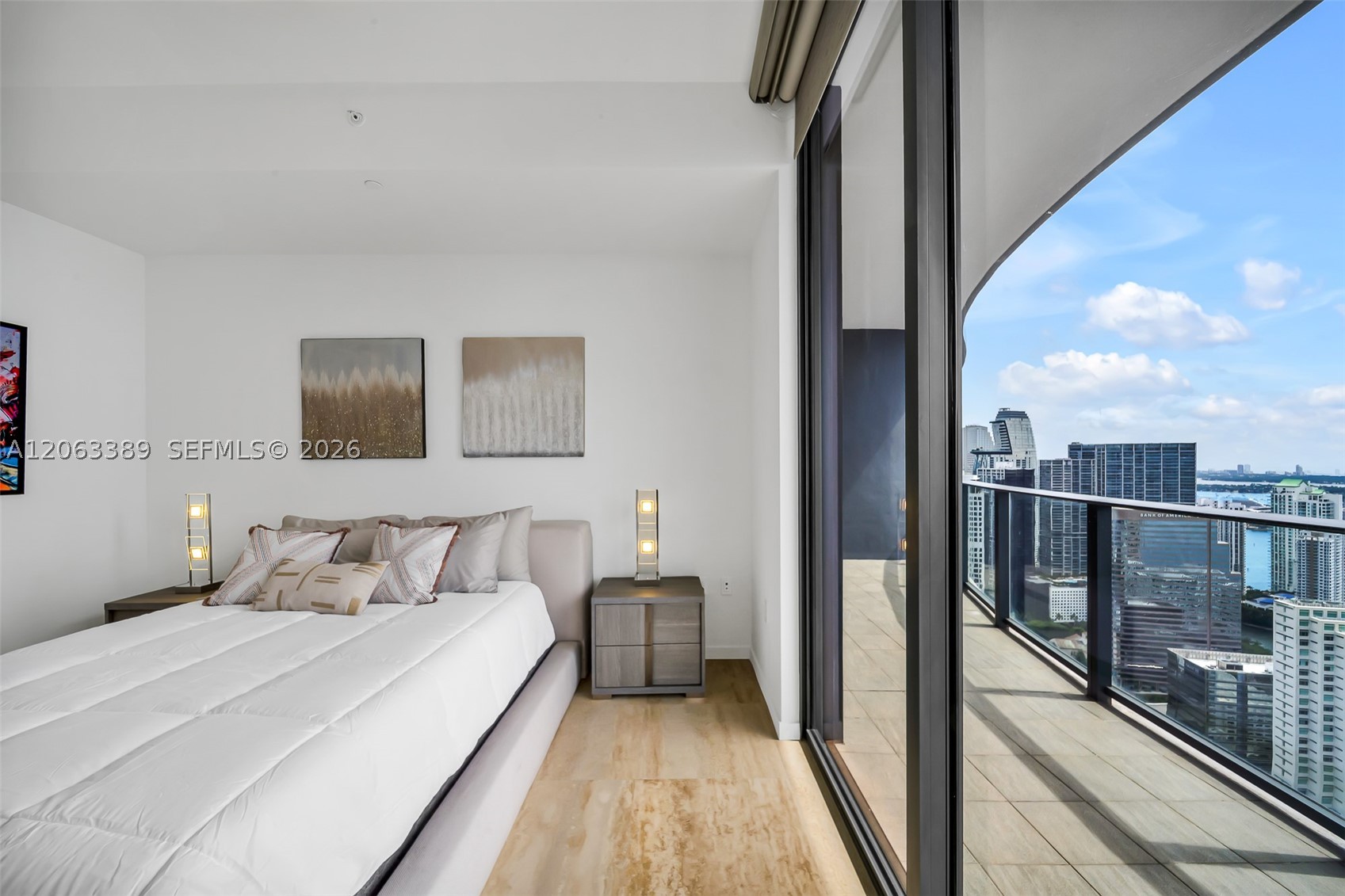 1000 Brickell Plz #PH5503, Miami FL 33131