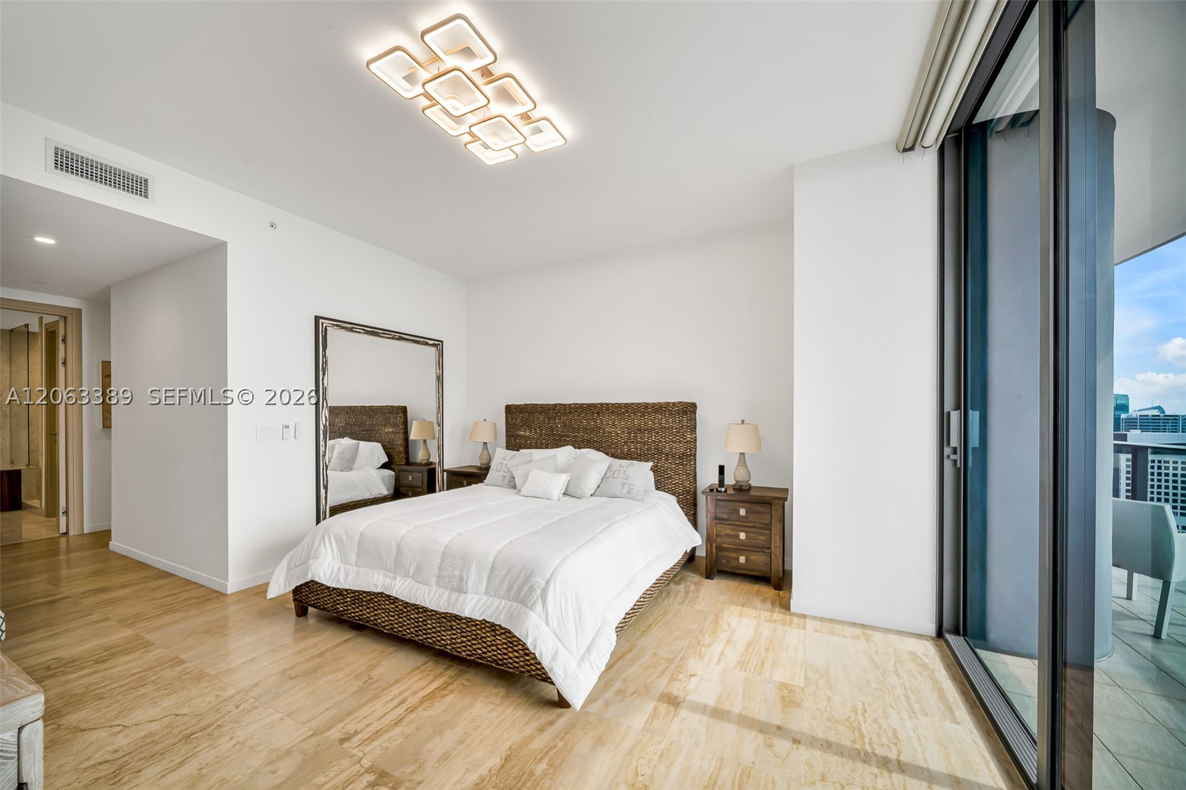 1000 Brickell Plz #PH5503, Miami FL 33131