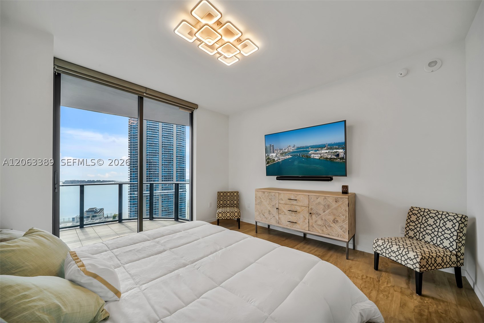 1000 Brickell Plz #PH5503, Miami FL 33131