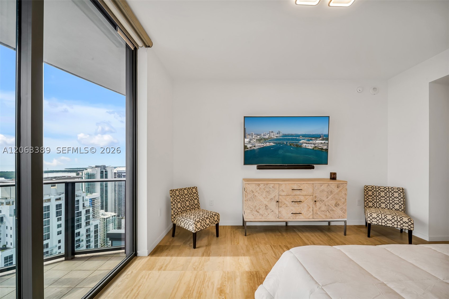 1000 Brickell Plz #PH5503, Miami FL 33131