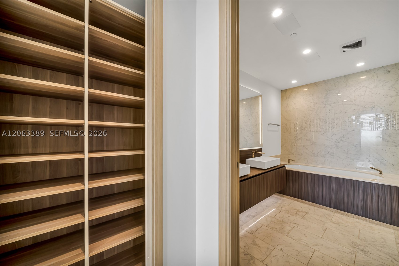 1000 Brickell Plz #PH5503, Miami FL 33131