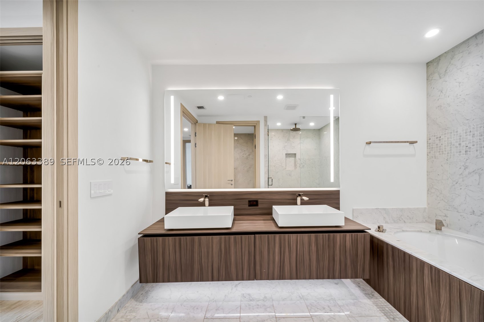 1000 Brickell Plz #PH5503, Miami FL 33131