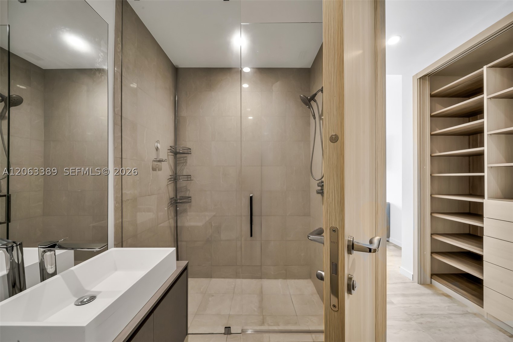 1000 Brickell Plz #PH5503, Miami FL 33131