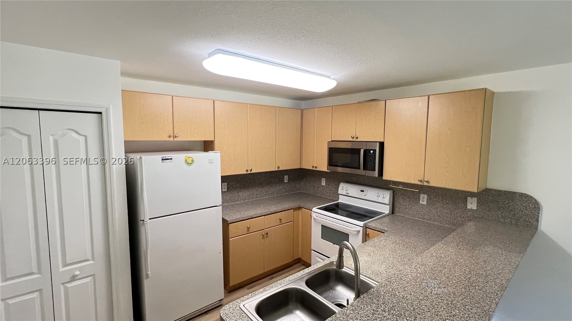 22721 SW 88 PL #9-19, Cutler Bay FL 33190