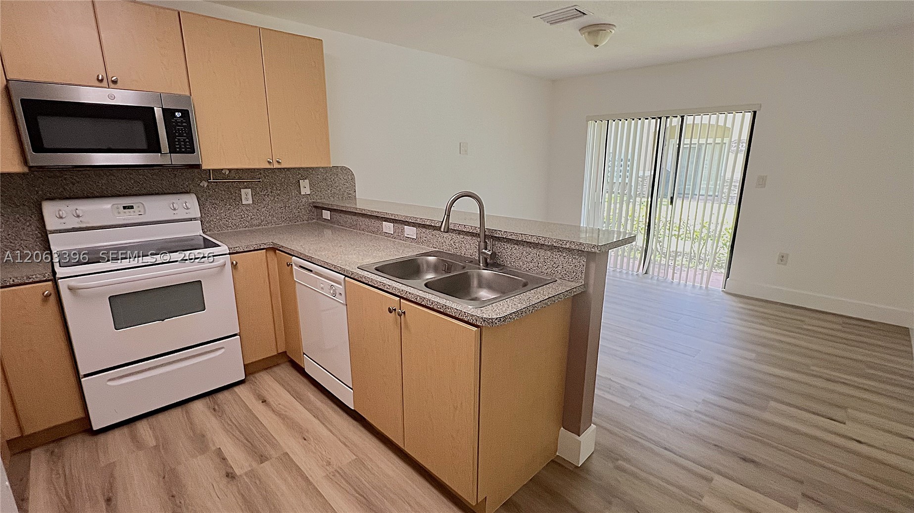 22721 SW 88 PL #9-19, Cutler Bay FL 33190