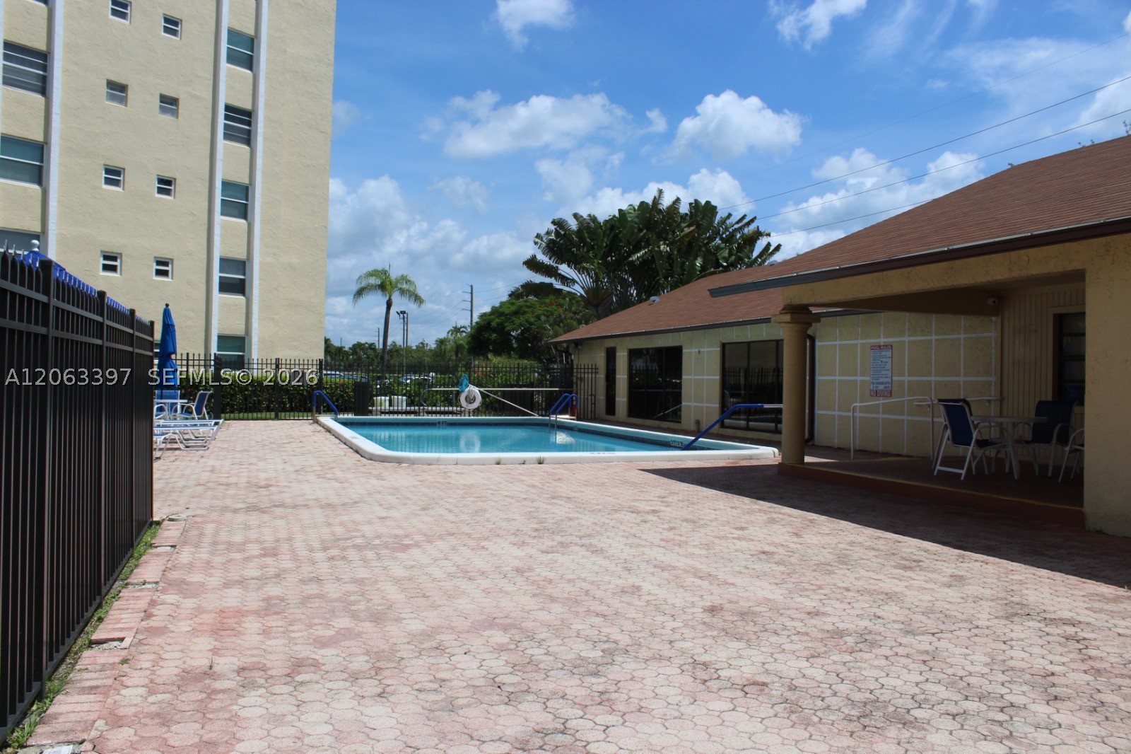 401 SE 3rd St #608, Dania Beach FL 33004