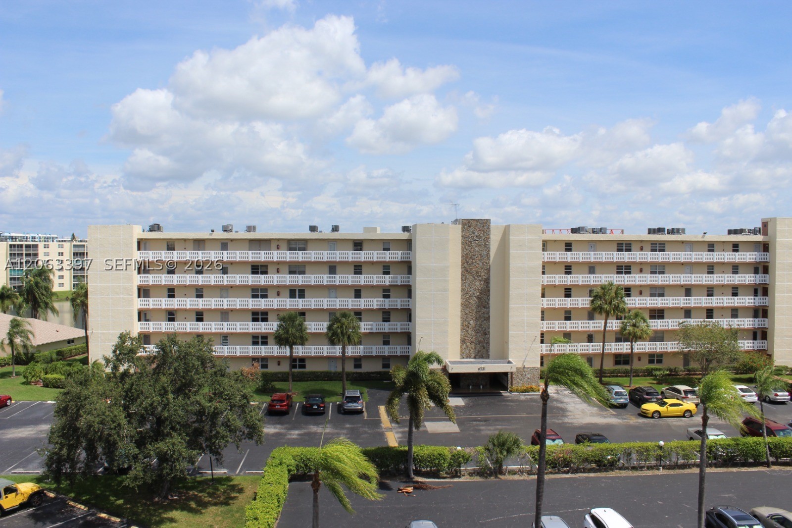 401 SE 3rd St #608, Dania Beach FL 33004