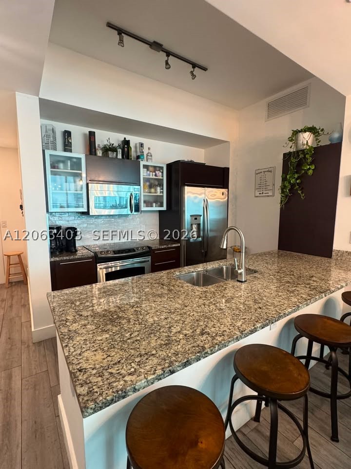 951 Brickell Ave #910, Miami FL 33131