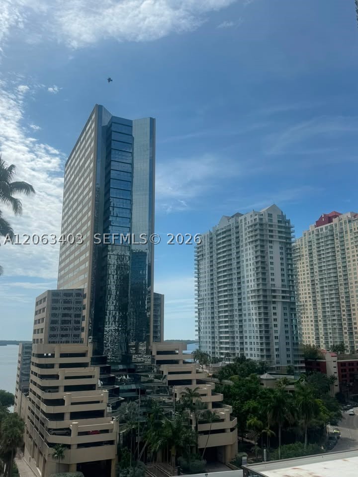 951 Brickell Ave #910, Miami FL 33131