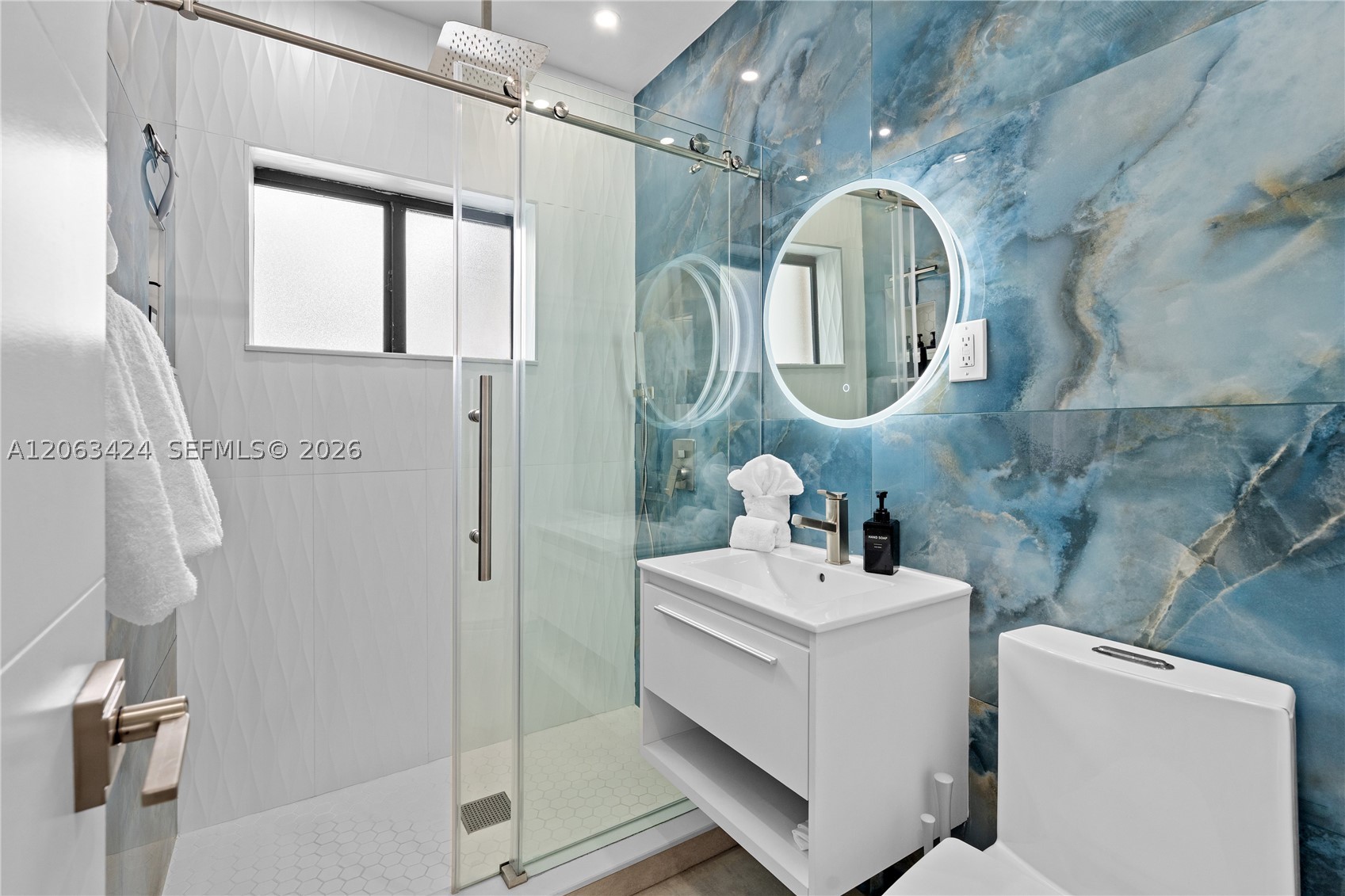 3134 Carter St, Miami FL 33133