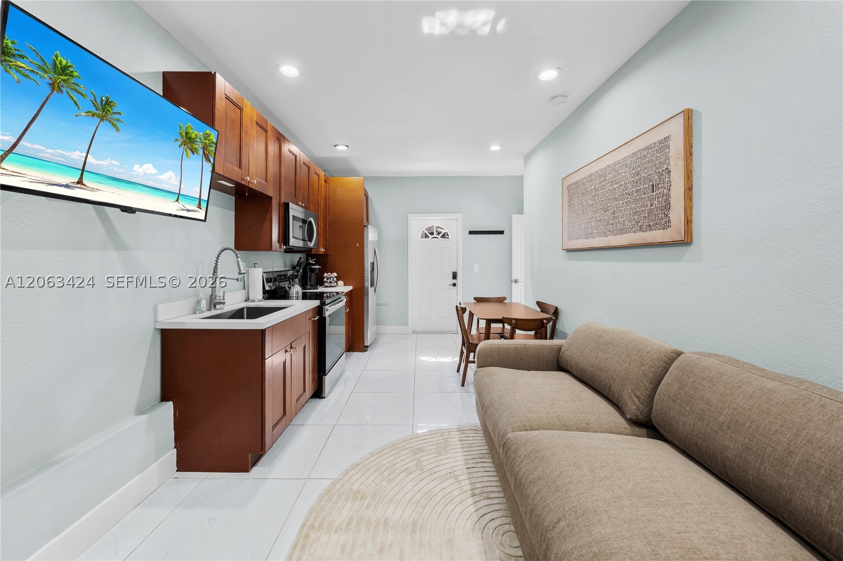 3134 Carter St, Miami FL 33133