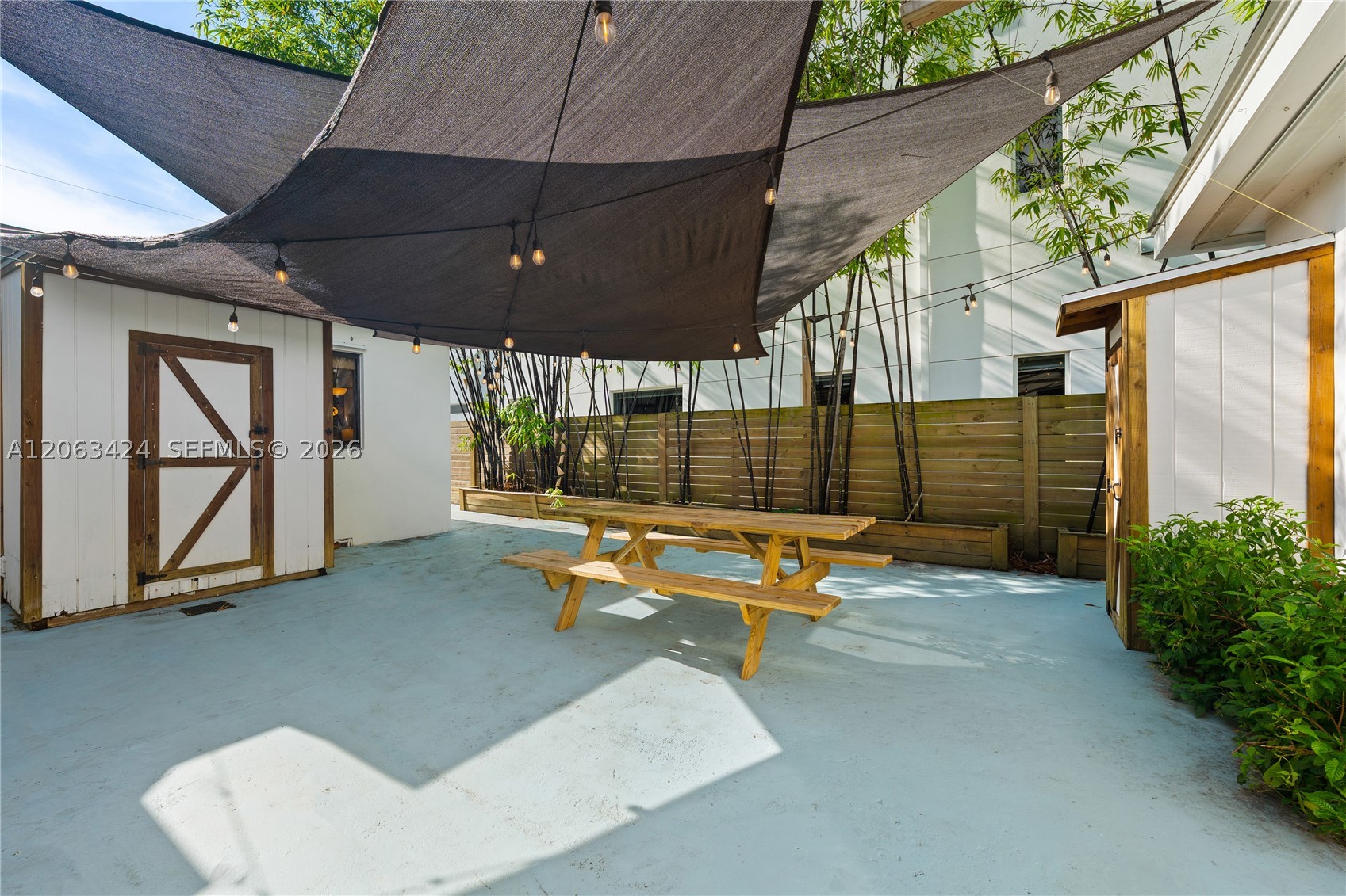 3134 Carter St, Miami FL 33133