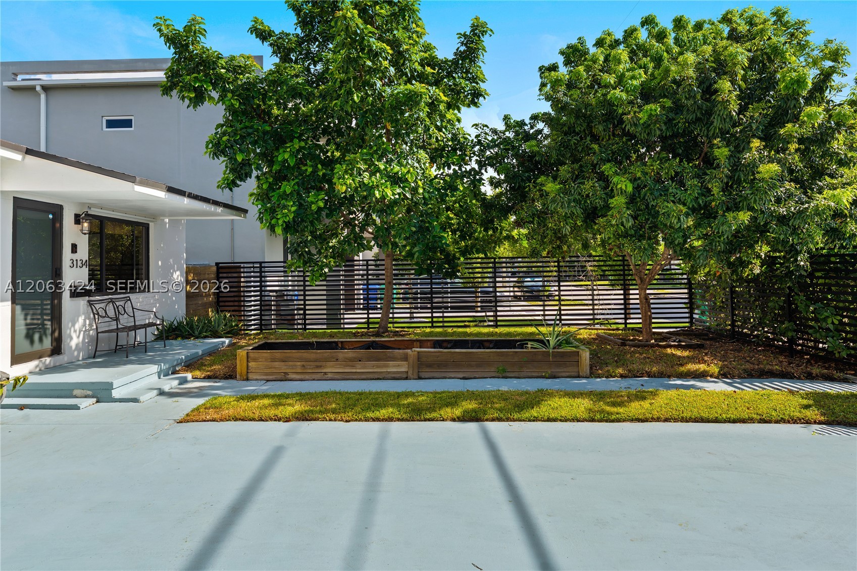 3134 Carter St, Miami FL 33133