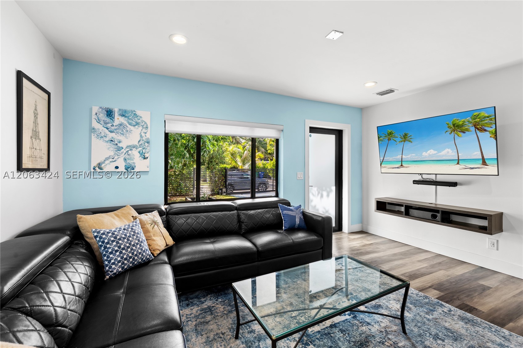 3134 Carter St, Miami FL 33133