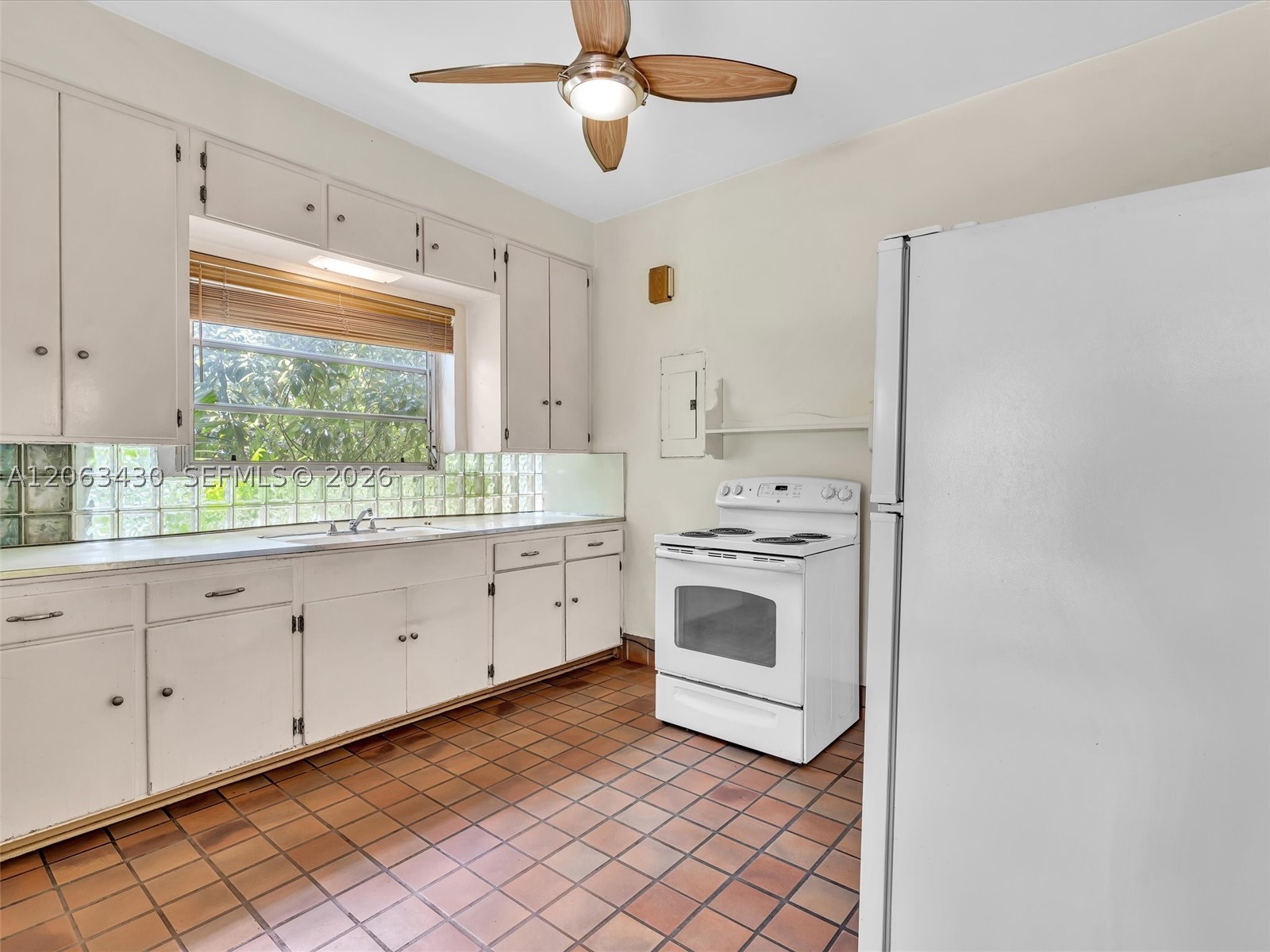 1228 SW 17th St, Miami FL 33145